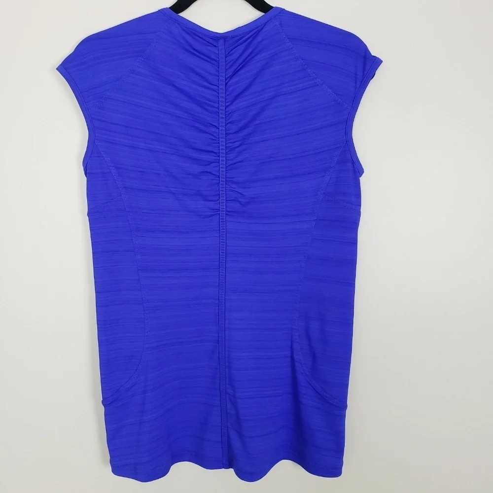 Athleta sleeveless, back ruching, front zipper top